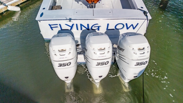 FLYING LOW 41ft Custom Carolina Yacht For Sale