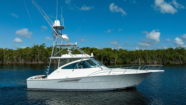 2022 Viking 44 Open