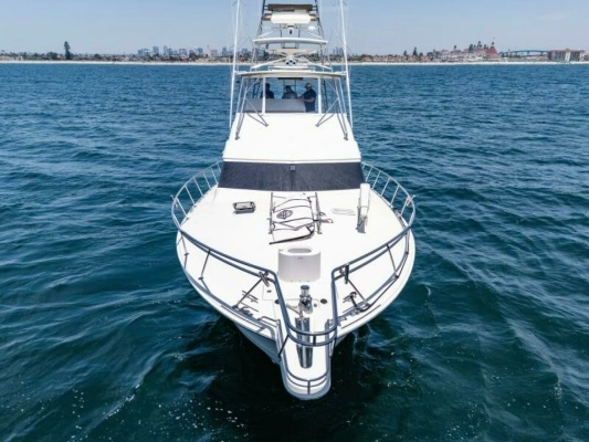 2004 Hatteras 54