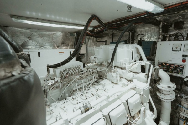 Aussie Rules 87ft Oceanfast Yacht For Sale