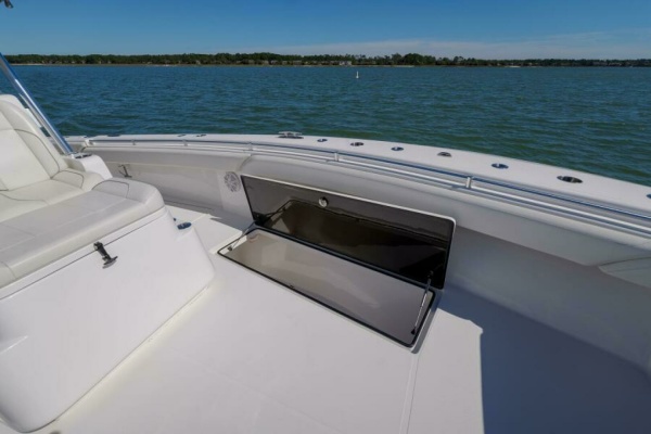 Reel Escape 38ft SeaHunter Yacht For Sale