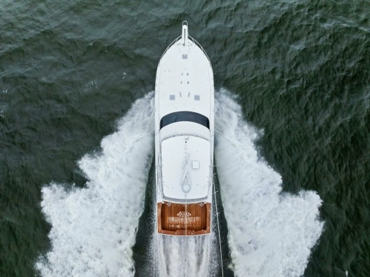 2006 Viking 61