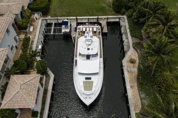 Midnight Moon 85ft Horizon Yacht For Sale