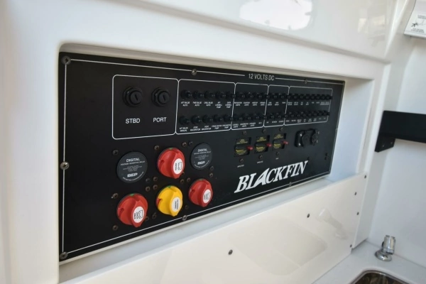 2021 Blackfin 33
