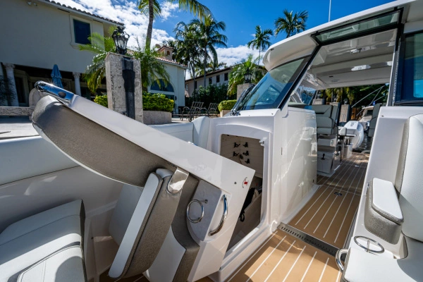 2024 Tiara Yachts 34