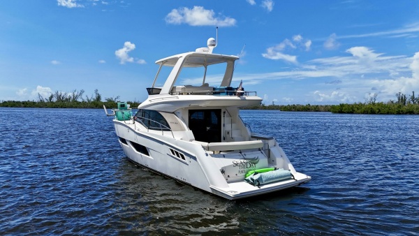 SEAS THE DAY 40ft Carver Yacht For Sale
