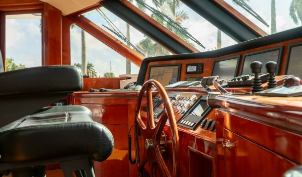 JusMad 80ft Ocean Alexander Yacht For Sale