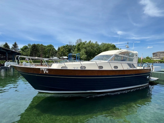 40-ft-Apreamare-1998-12 Comfort-Bella Vita Clayton New York United States  yacht for sale