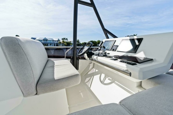 La Dolce Vita 52ft Prestige Yacht For Sale