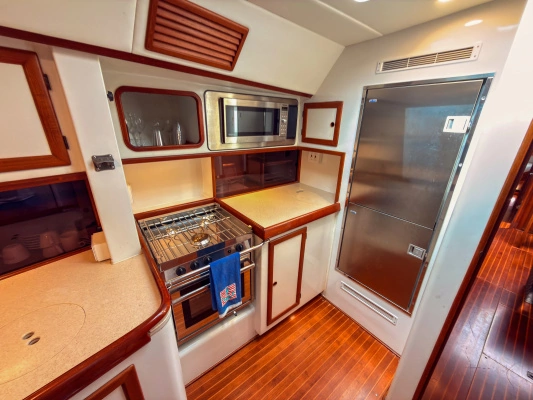 Southern Wind Bruce Farr Fast 72 Yacht For Sale