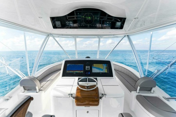 Viking 50 Convertible - Helm
