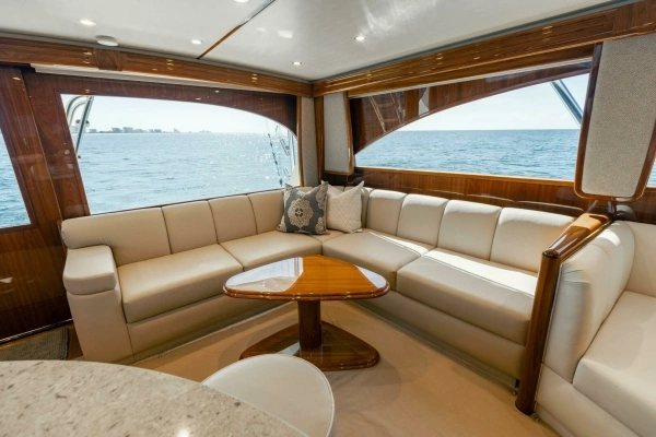 2018 Viking 62