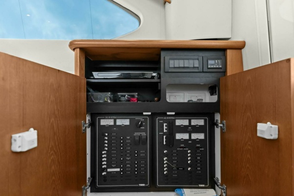 Salty Dach 39ft Tiara Yachts Yacht For Sale