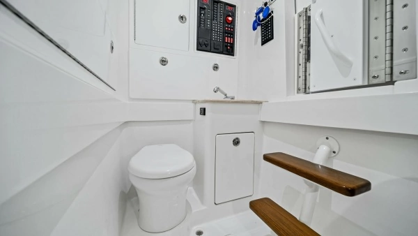 Valhalla Boatworks V-37 Yacht For Sale