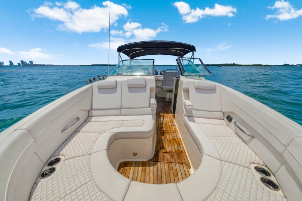2023 Chris-Craft 35