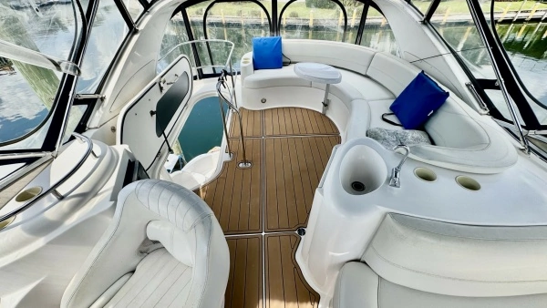 Meridian 391 Sedan Yacht For Sale
