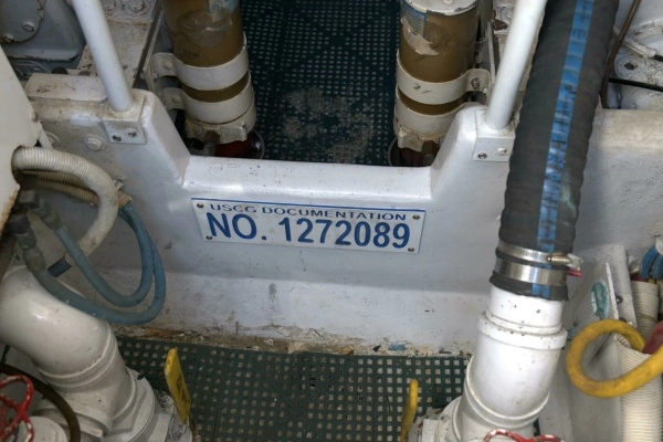 2002 Viking 43
