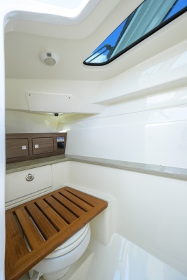 Boston Whaler 32 - Veronica