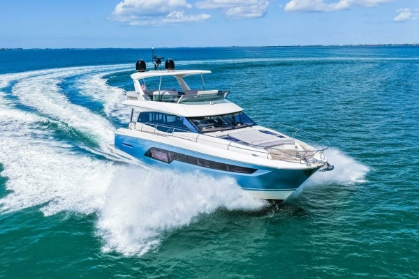 2019 Prestige 63