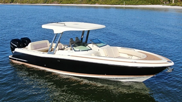 Photo of the 2018 Chris-Craft 30 Calypso "Perfect Storm"