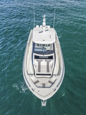 Photo of the 2021 Ocean Alexander 45 Divergence "DADDY ISSUES USA"