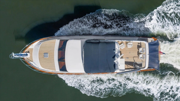 2000 Ocean Alexander 61