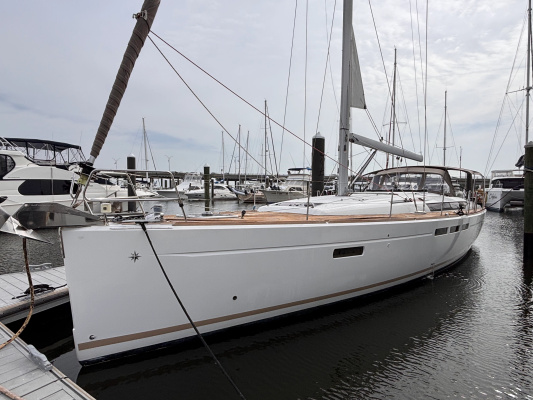 Valentina 51ft Jeanneau Yacht For Sale