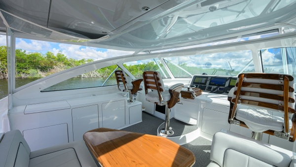 Chelsea Hunter 44ft Viking Yacht For Sale