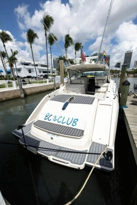 Pursuit 365i Sport Coupe Yacht For Sale
