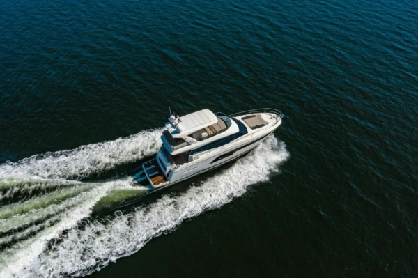2020 Prestige 63