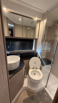 2023 Azimut 45