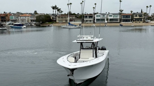 CHIRON39 39ft SeaHunter Yacht For Sale