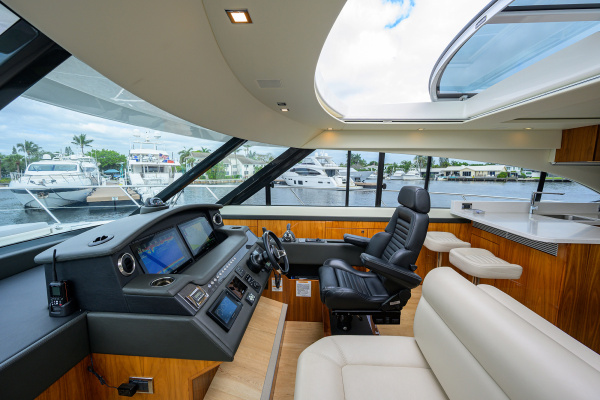 54ft Riviera Yacht For Sale