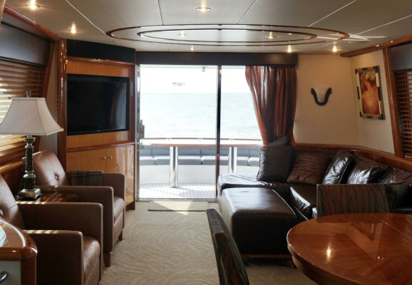 Kathleen 74ft Lazzara Yachts Yacht For Sale