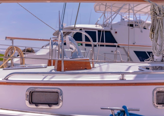 2010 Shannon 53