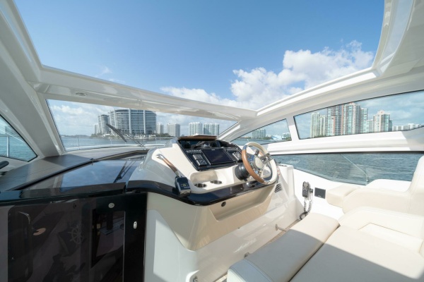 TIS THE SEASUN 40ft Beneteau Yacht For Sale
