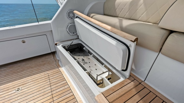 Rollin rsquo  Deep 62ft Viking Yacht For Sale