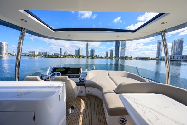 DT78 78ft Azimut Yacht For Sale