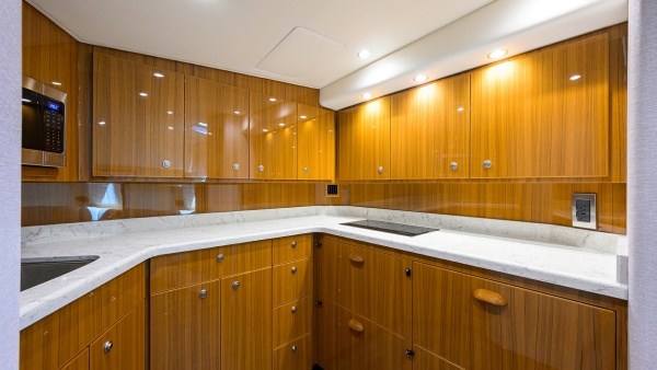 Chelsea Hunter 44ft Viking Yacht For Sale