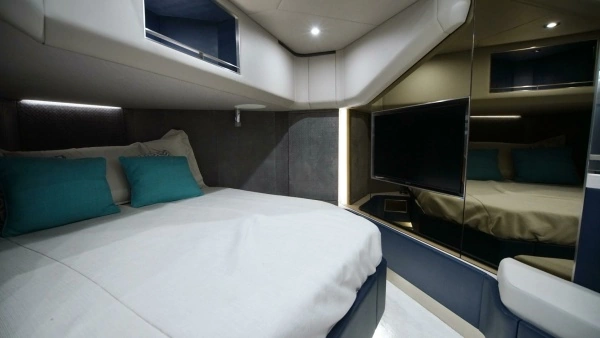 Uniesse HTC5P Yacht For Sale