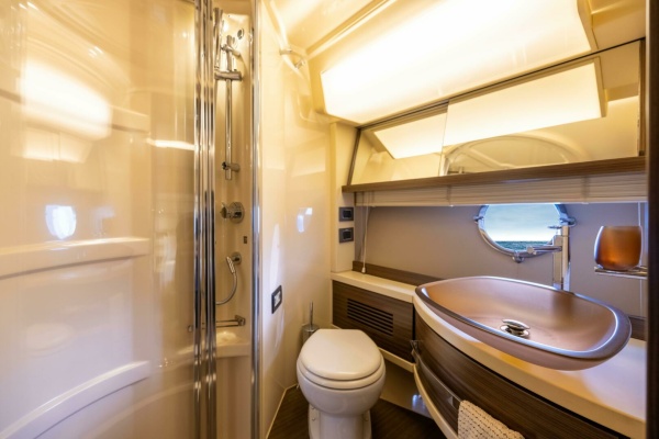 A Sea 64ft Azimut Yacht For Sale