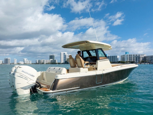 2022 Chris-Craft 30