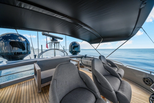 Sunseeker Predator 84 Yacht For Sale