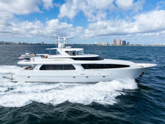 2001West Bay 103 ft 103 Sonship   PICOSA LADY