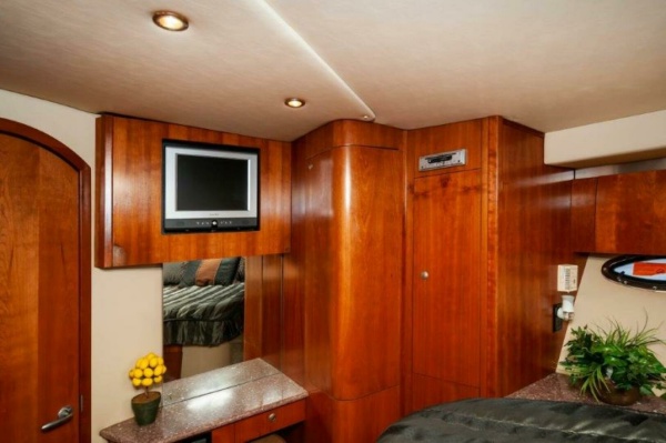 Knot Fair 47ft Cruisers Yachts Yacht For Sale