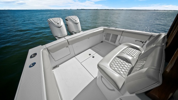 30ft Jupiter Yacht For Sale