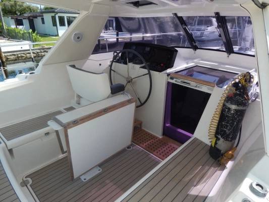 Amel 55 Yacht For Sale