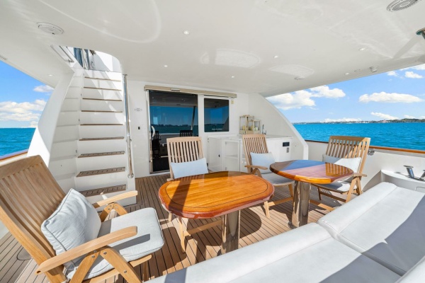 Relentless 83ft Ocean Alexander Yacht For Sale