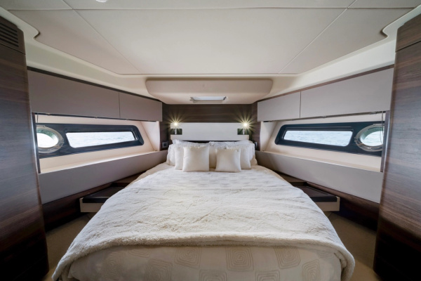 50ft Azimut Yacht For Sale