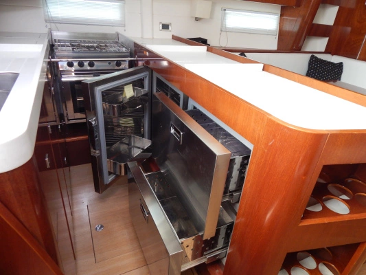 Amel 55 Yacht For Sale